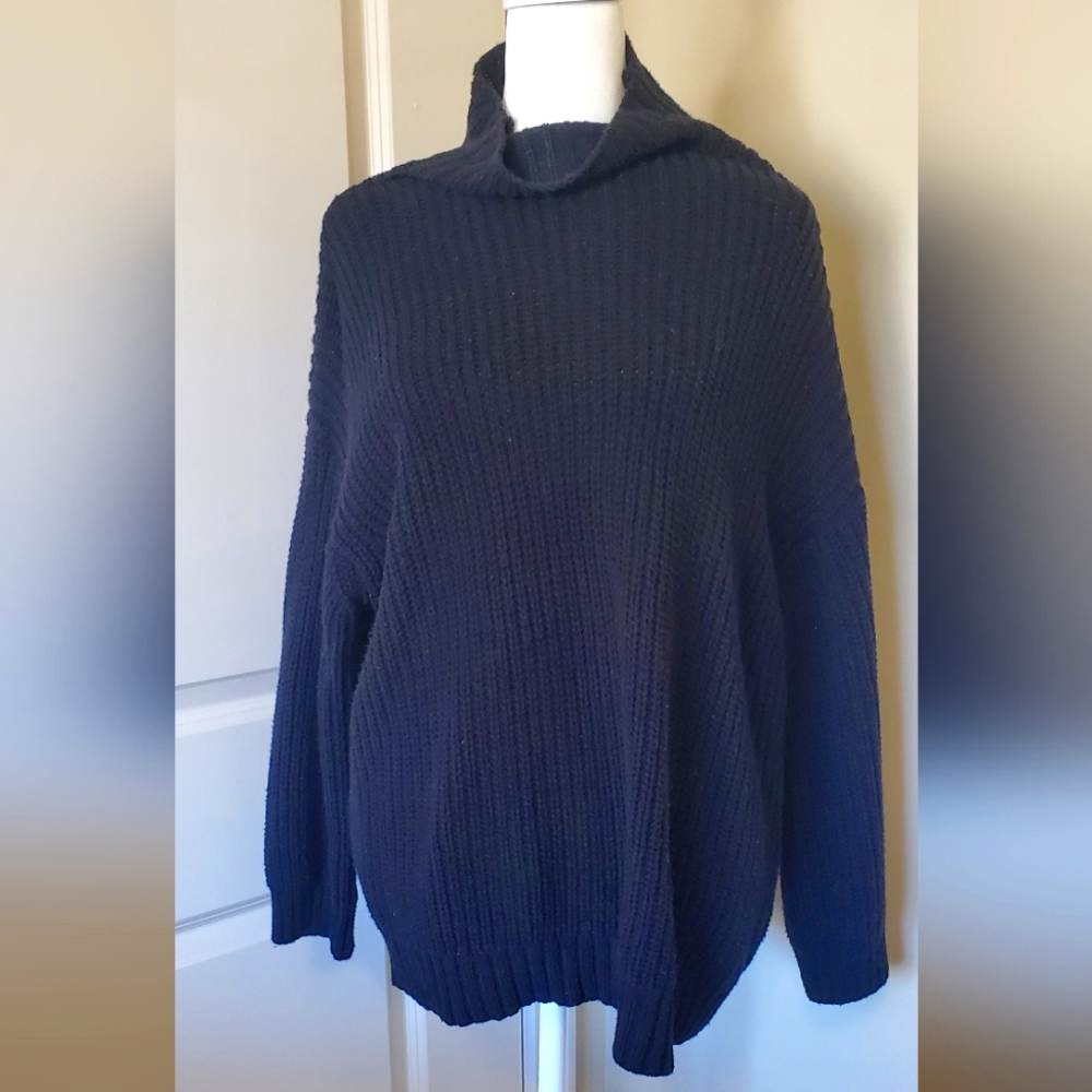 Oversized Knitted Turtleneck